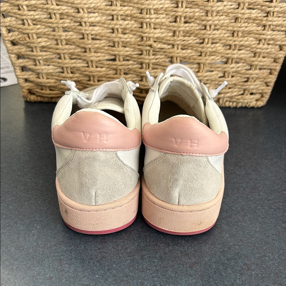 Vintage Havana White Sneakers with Blush Pink Star & Trim - Picture 4 of 5